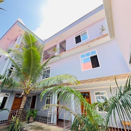 נונגווי Mangi Mangi Accomodation מראה חיצוני תמונה