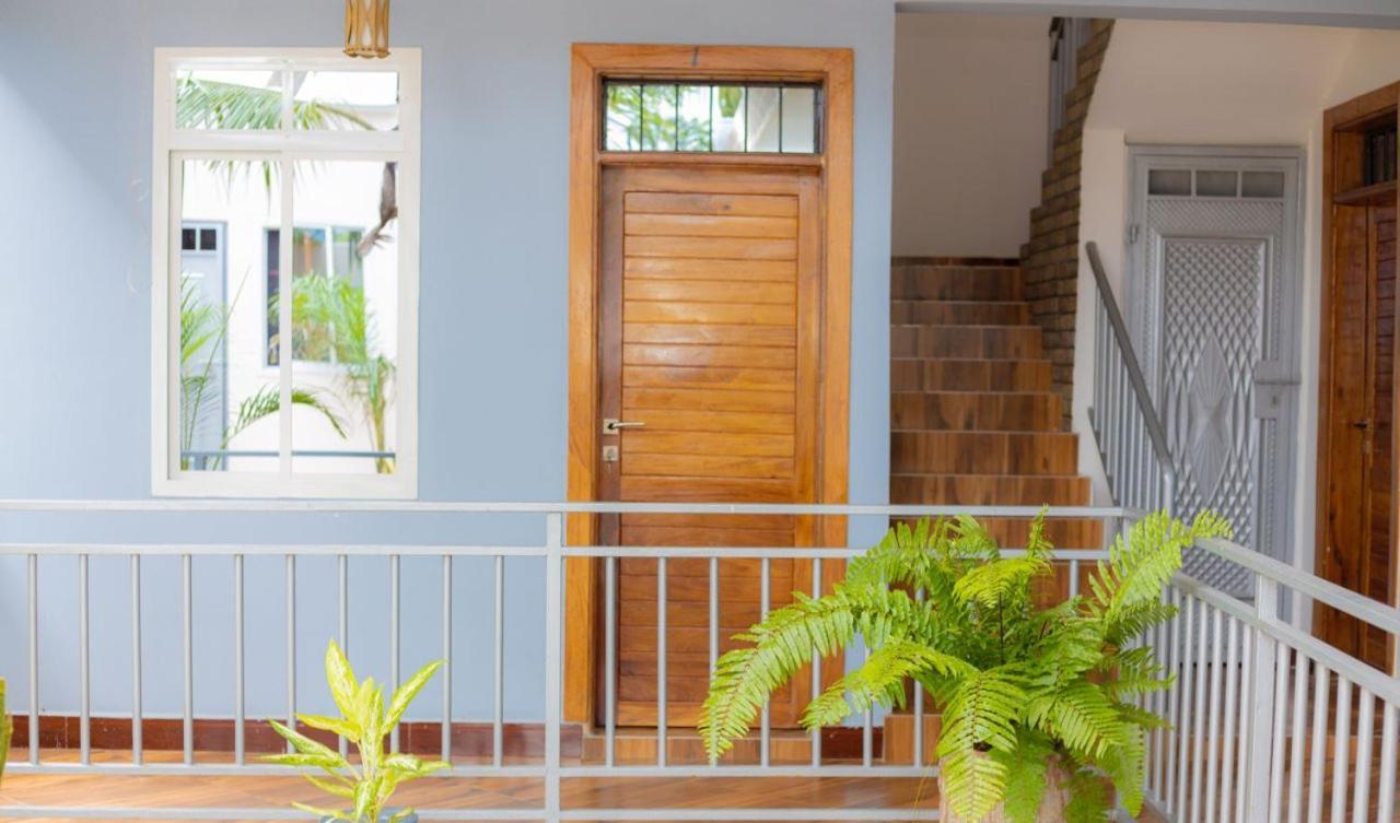 נונגווי Mangi Mangi Accomodation מראה חיצוני תמונה